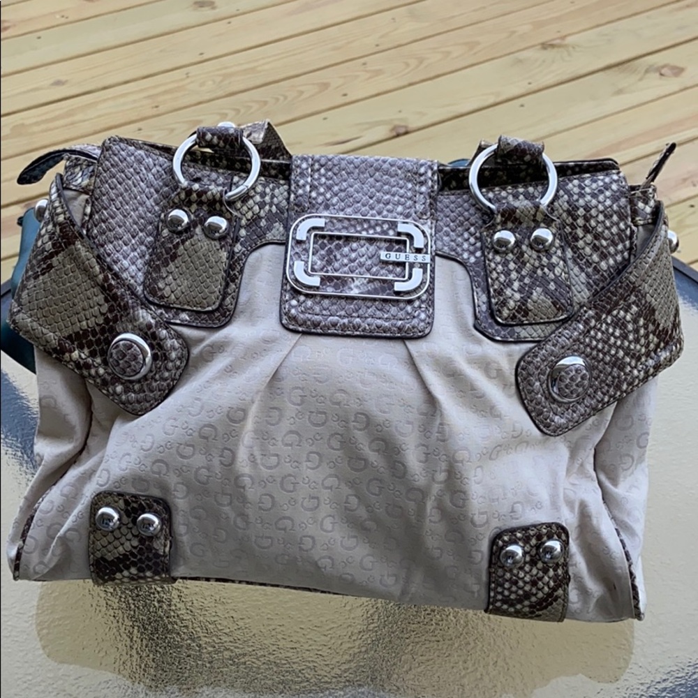 Guess purse